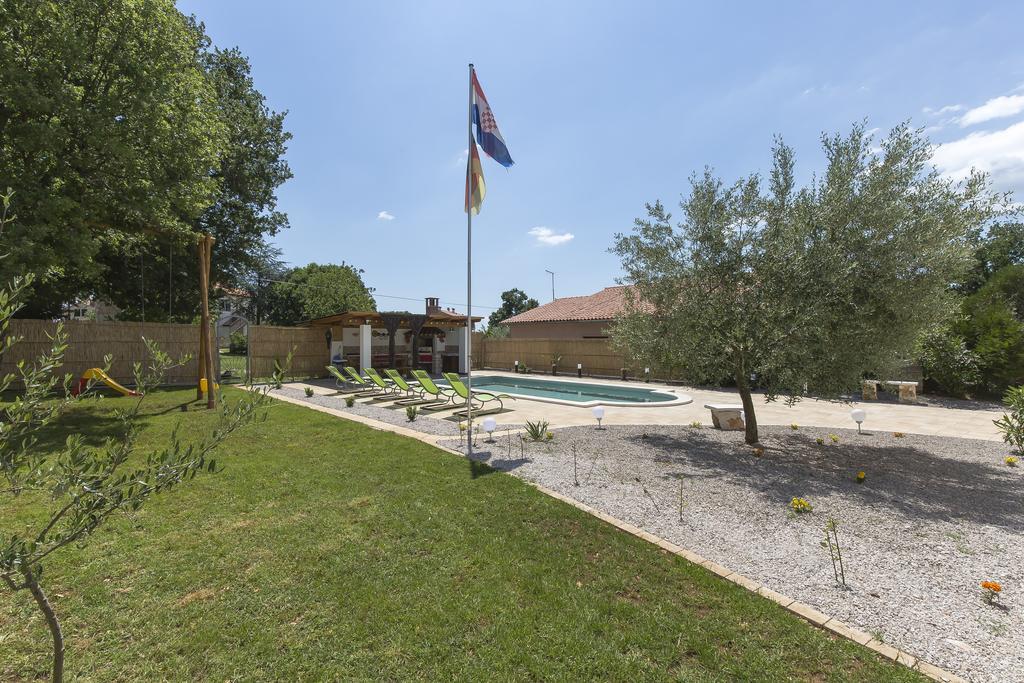 Villa Luka Nedescina Экстерьер фото